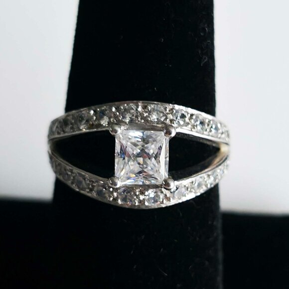 Sterling Silver Princess Cut CZ Ring - Picture 4 of 8